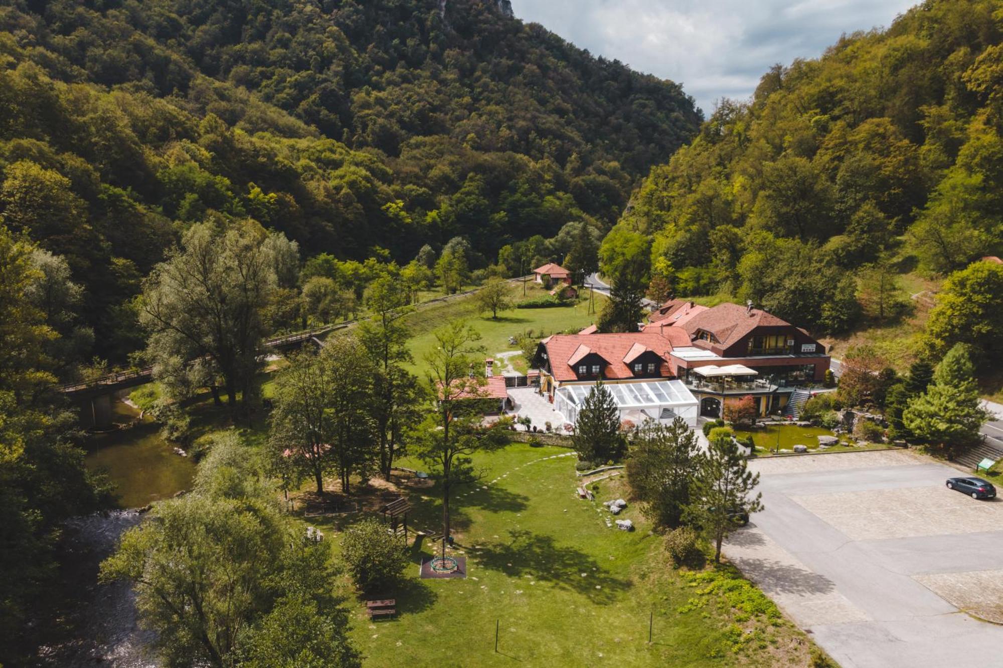 Guesthouse Villa Zelenjak Ventek Kumrovec Extérieur photo